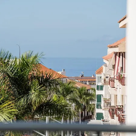 Апартаменты The Korner, Adeje Renovated Flat