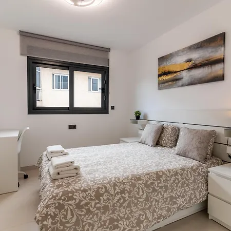 The Korner, Adeje Renovated Flat * אדחה