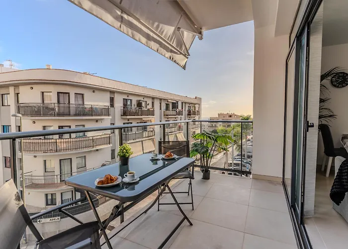 The Korner, Adeje Renovated Flat *