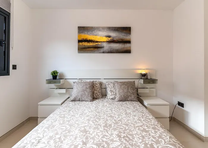 The Korner, Adeje Renovated Flat Apartment *